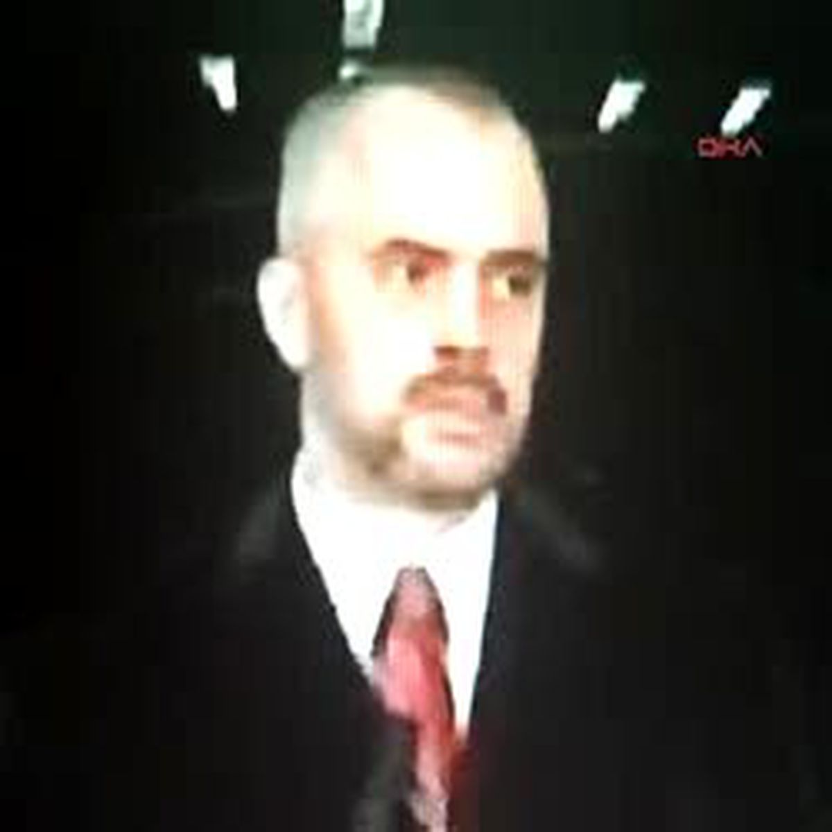 Arnavutluk Muhalefet Lideri Edi Rama?Ya Suikast Girişimi