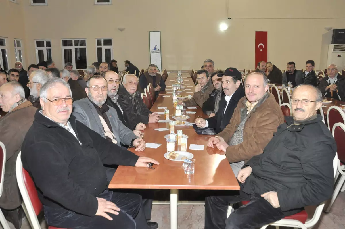 Uzunçiftlik’te Halk Meclisi