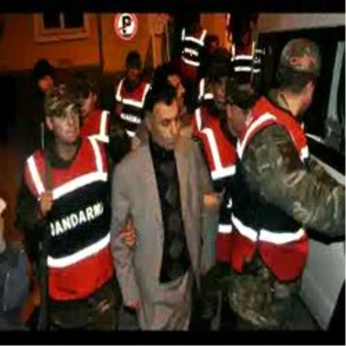 AK Partili Başkan Tutuklandı