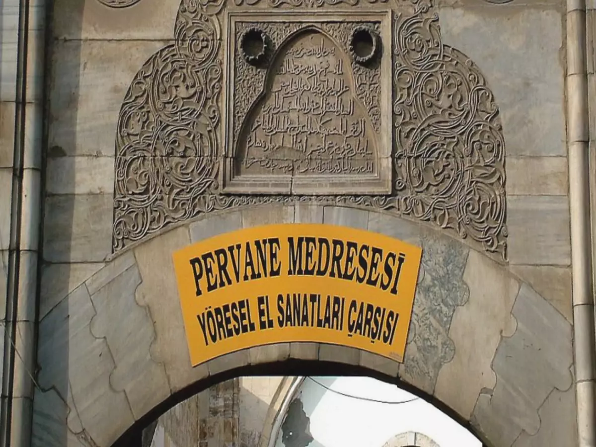 Camileri Kaybolan Şehir Tarih Dergisinde