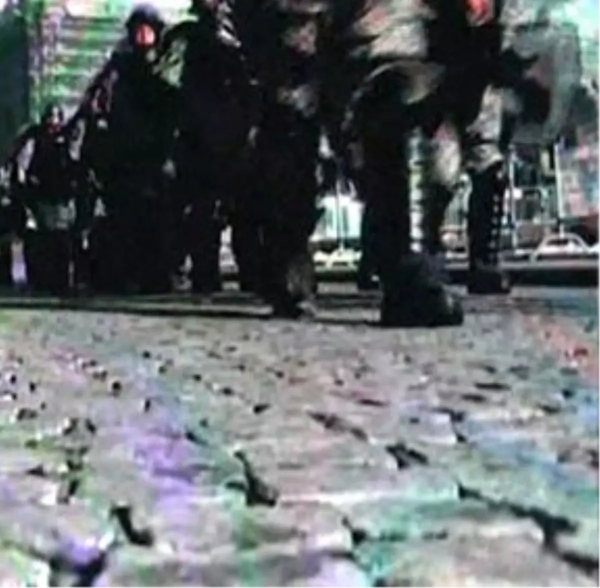 Sirbistan\'da 70 Binlik Gösteri