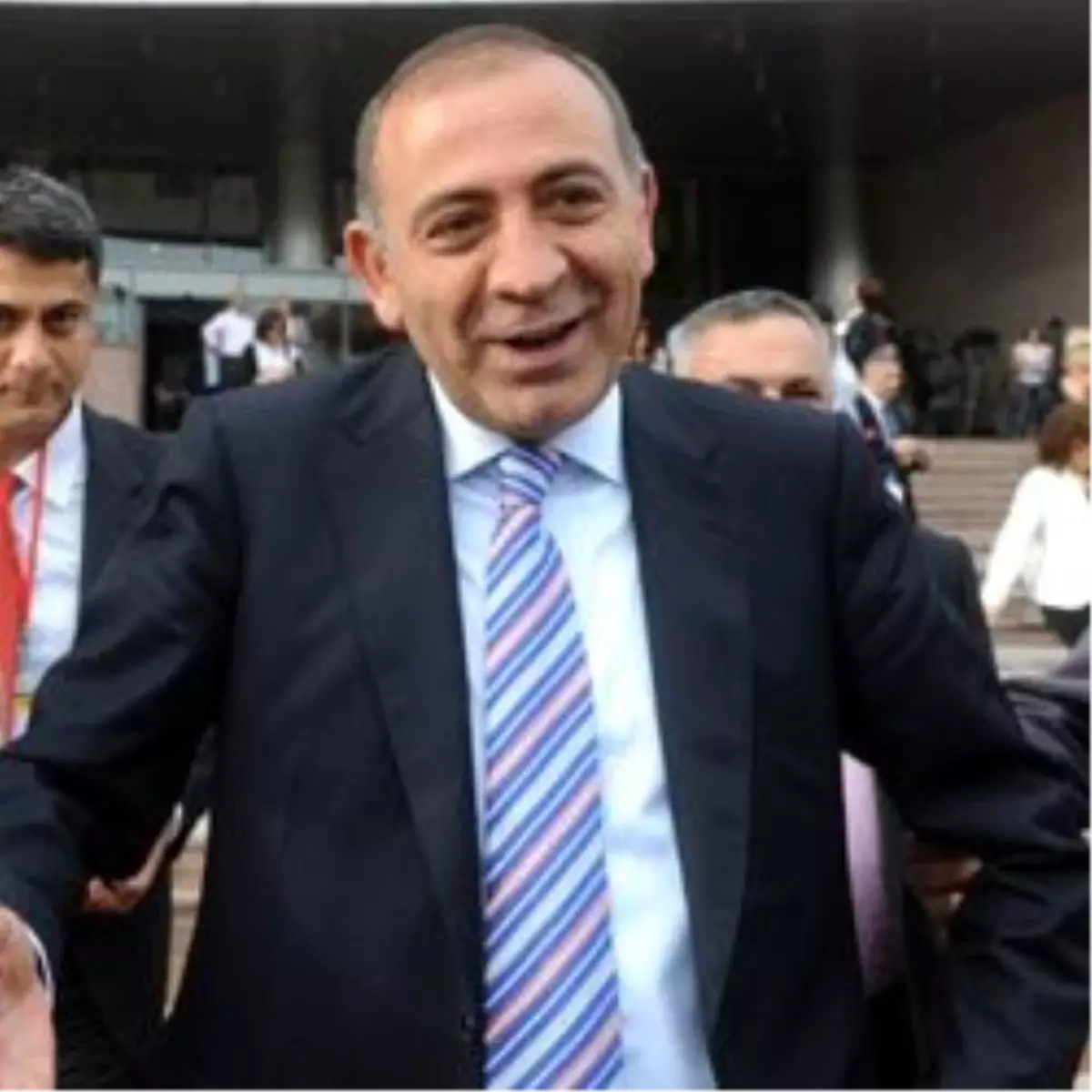 Gürsel Tekin Nikah Şahitliği Yaptı