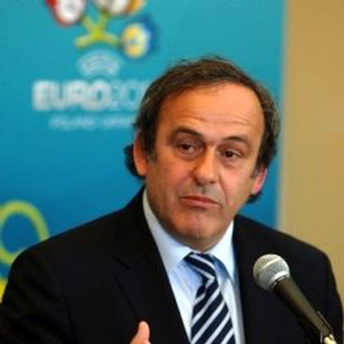 Dha Spor - Uefa Başkanı Platini: 'Ukrayna Kupalardan Men Edilmeyecek'