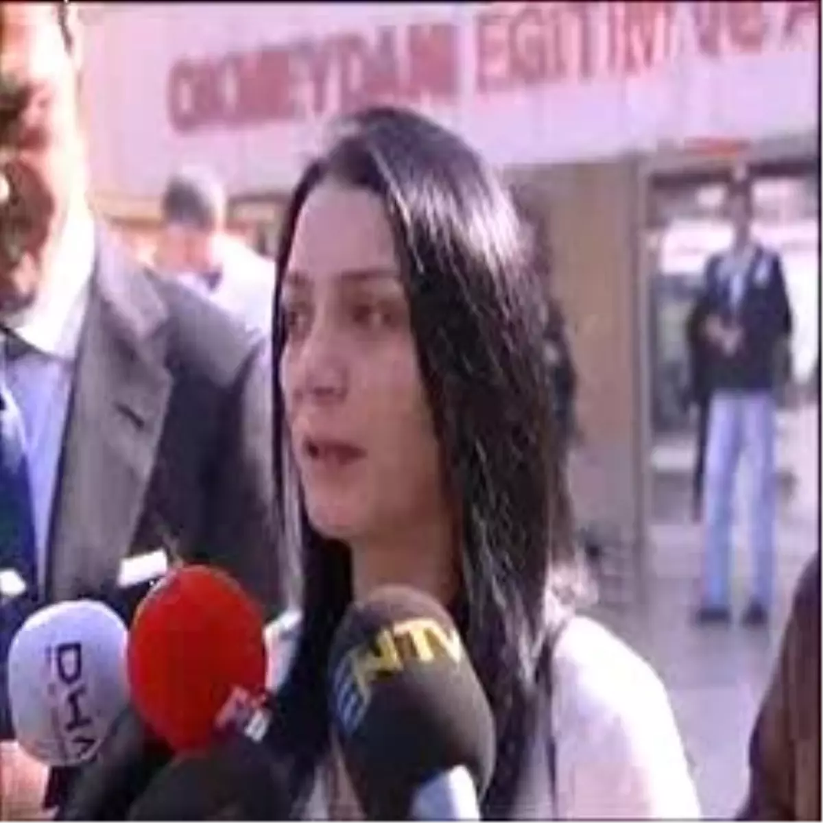 Tt Arena\'da Yaralanan Batuhan : "Maçlara Gideceğim" (2)