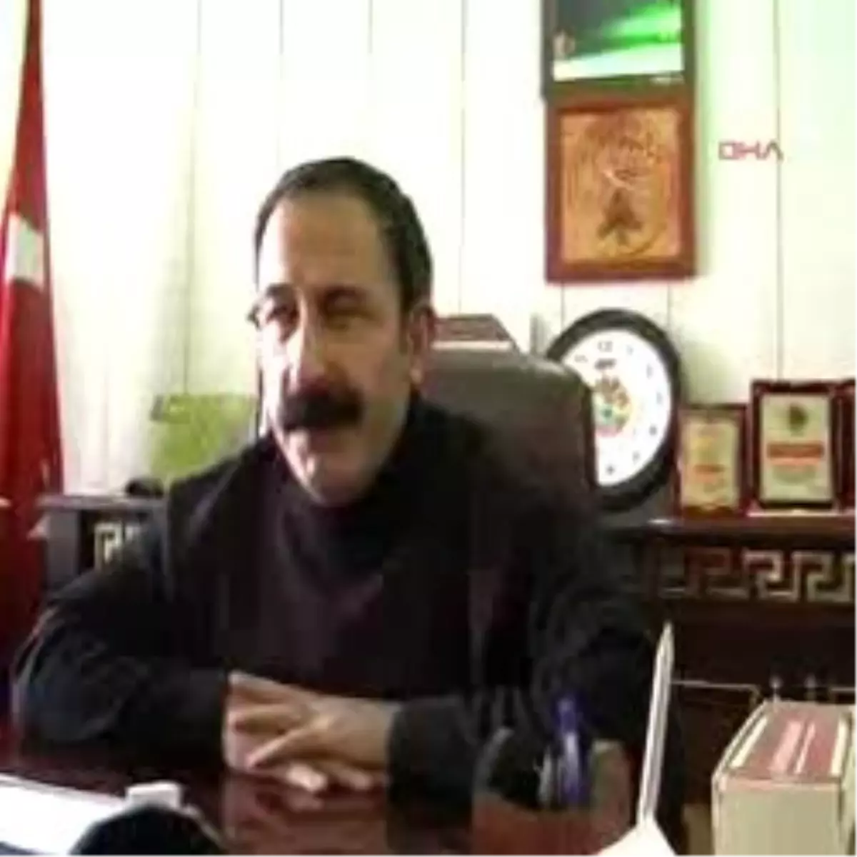 Esnaf Gelmeyince BDP\' Li Başkan Tahsilata Çıktı