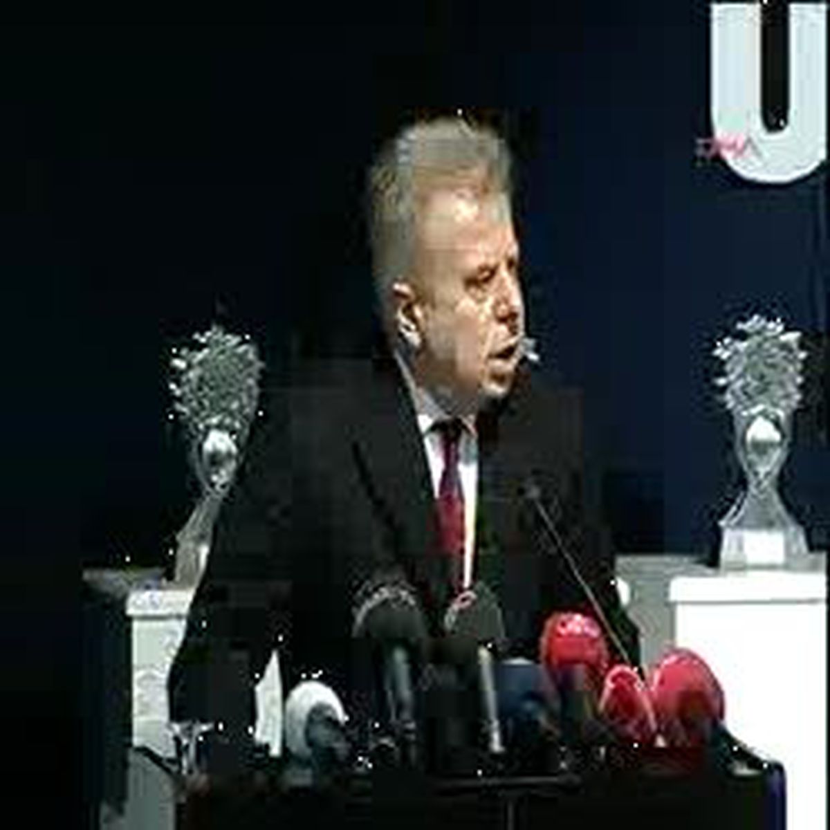 Sporda 2010'Un En İyileri Ödüllerini Aldı