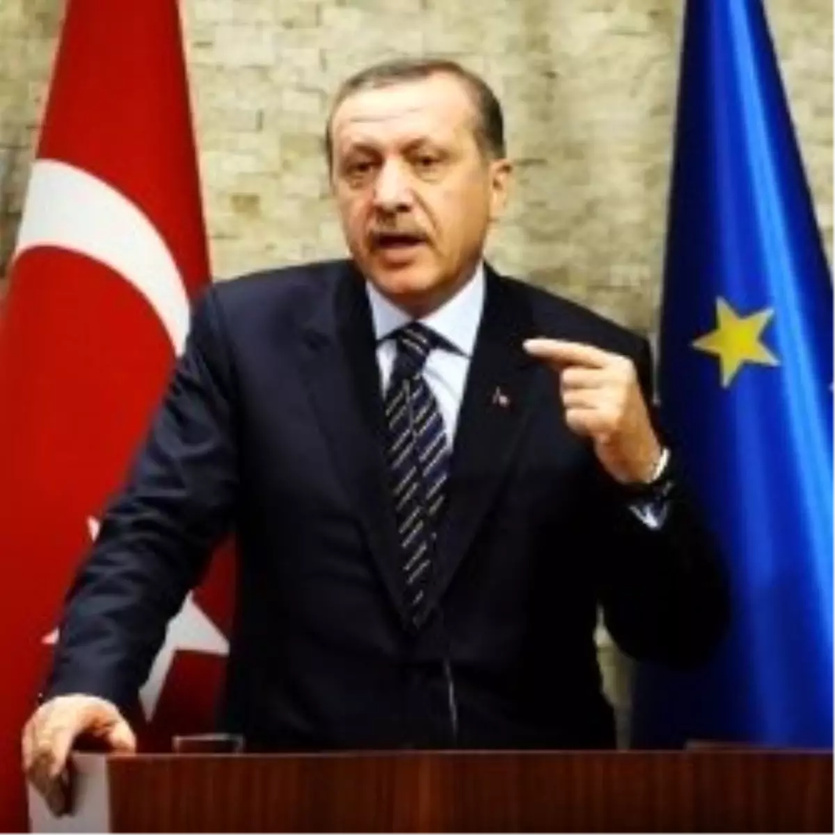 Mısır'da Demokrasi Temennisi