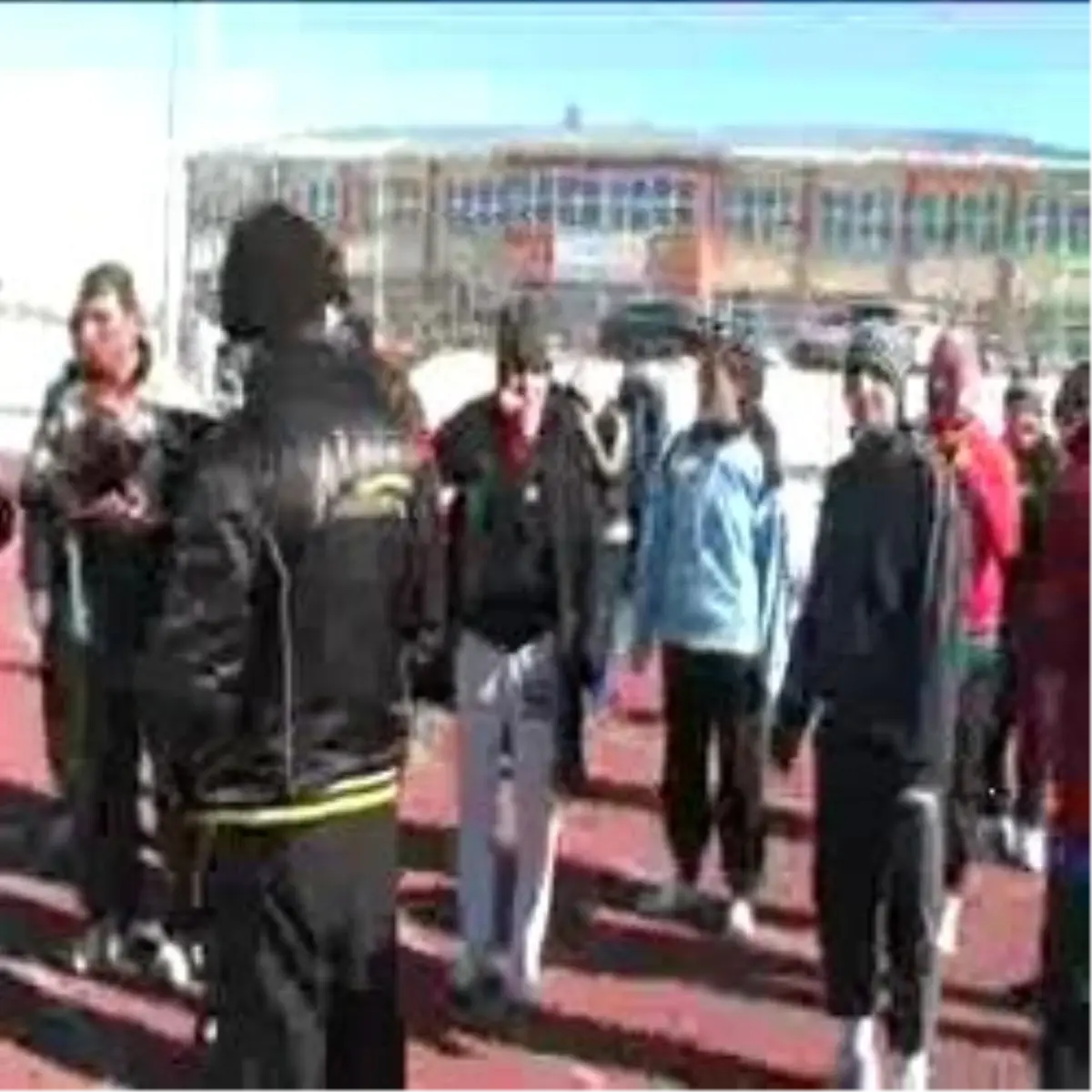 Erzurm-Bayan Boks Milli Takımı Erzurum'da Kar Keyfi