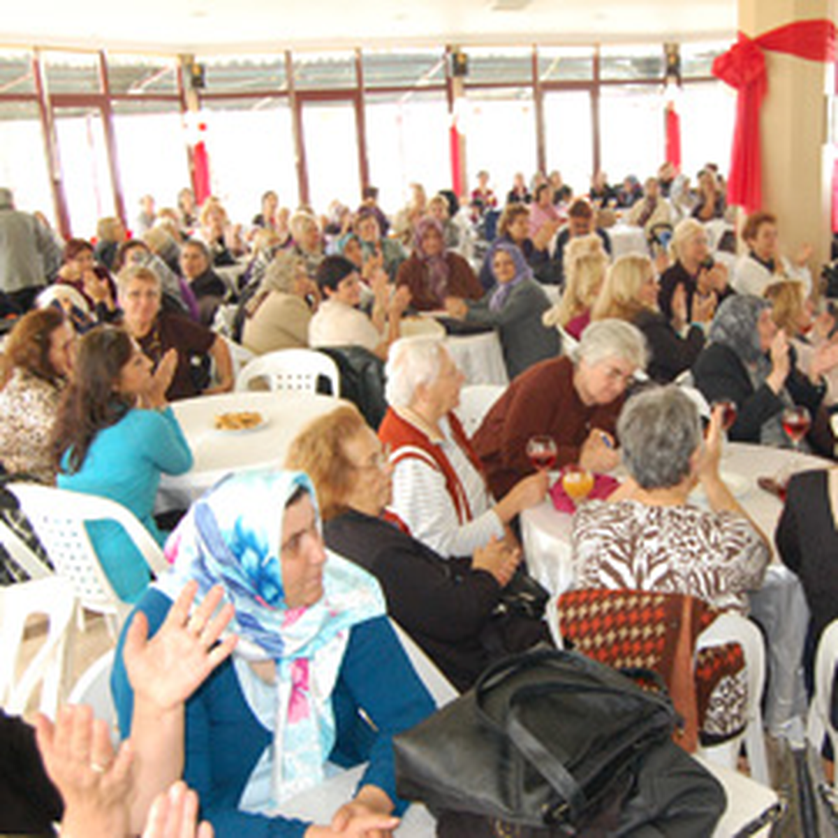 Karanfil Ev Etkinlikleri Tüm Hızıyla Devam Ediyor