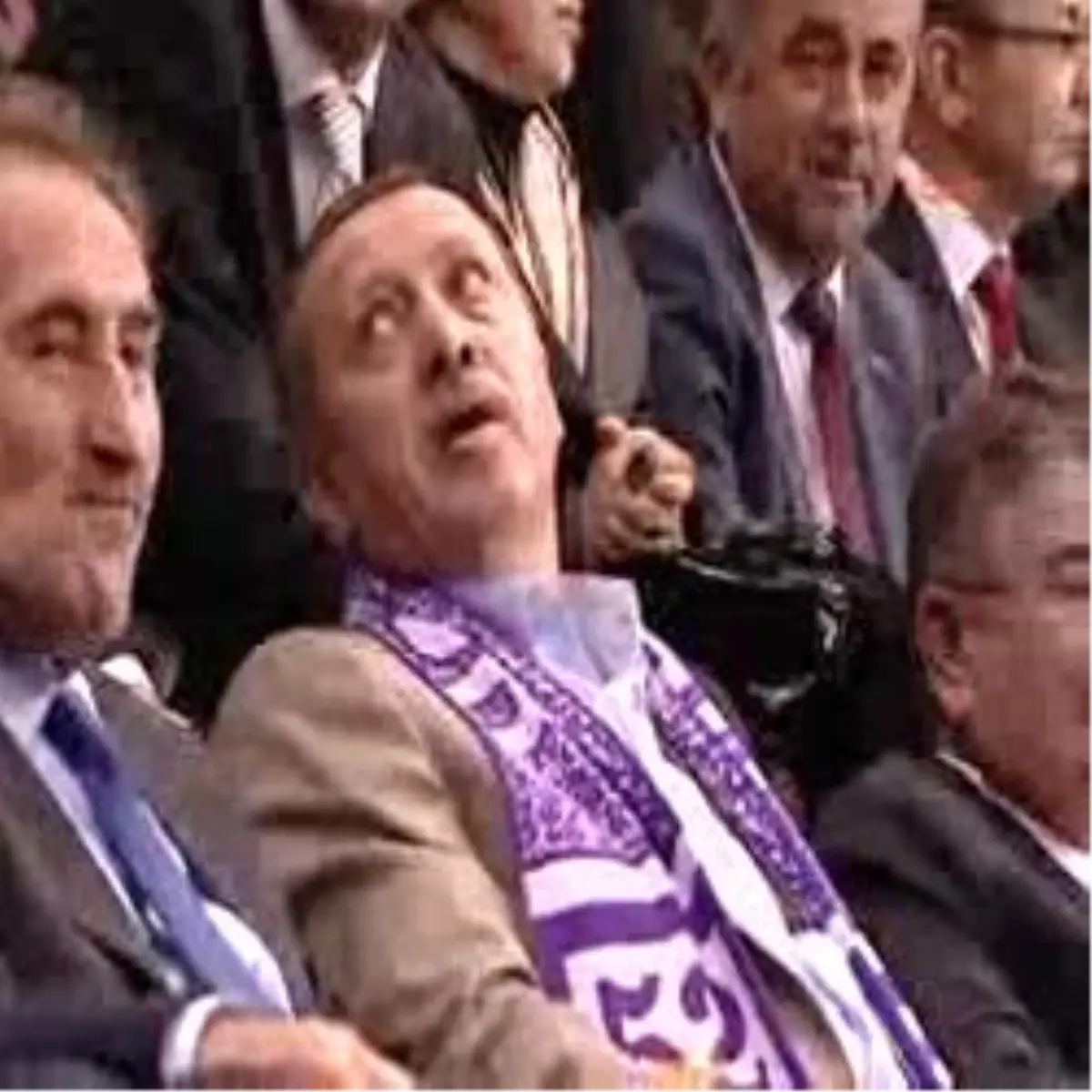 'Sizin Pisliklerinizi Temizliyoruz'