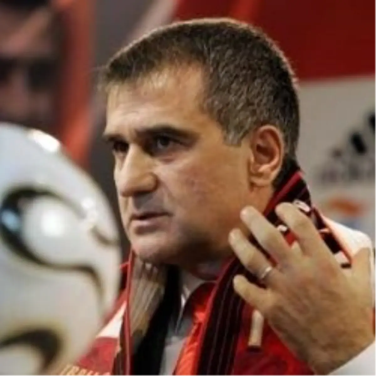 Güneş\'ten Uyarı: "Sivas\'ı Unut Manisaspor\'a Bak!.."