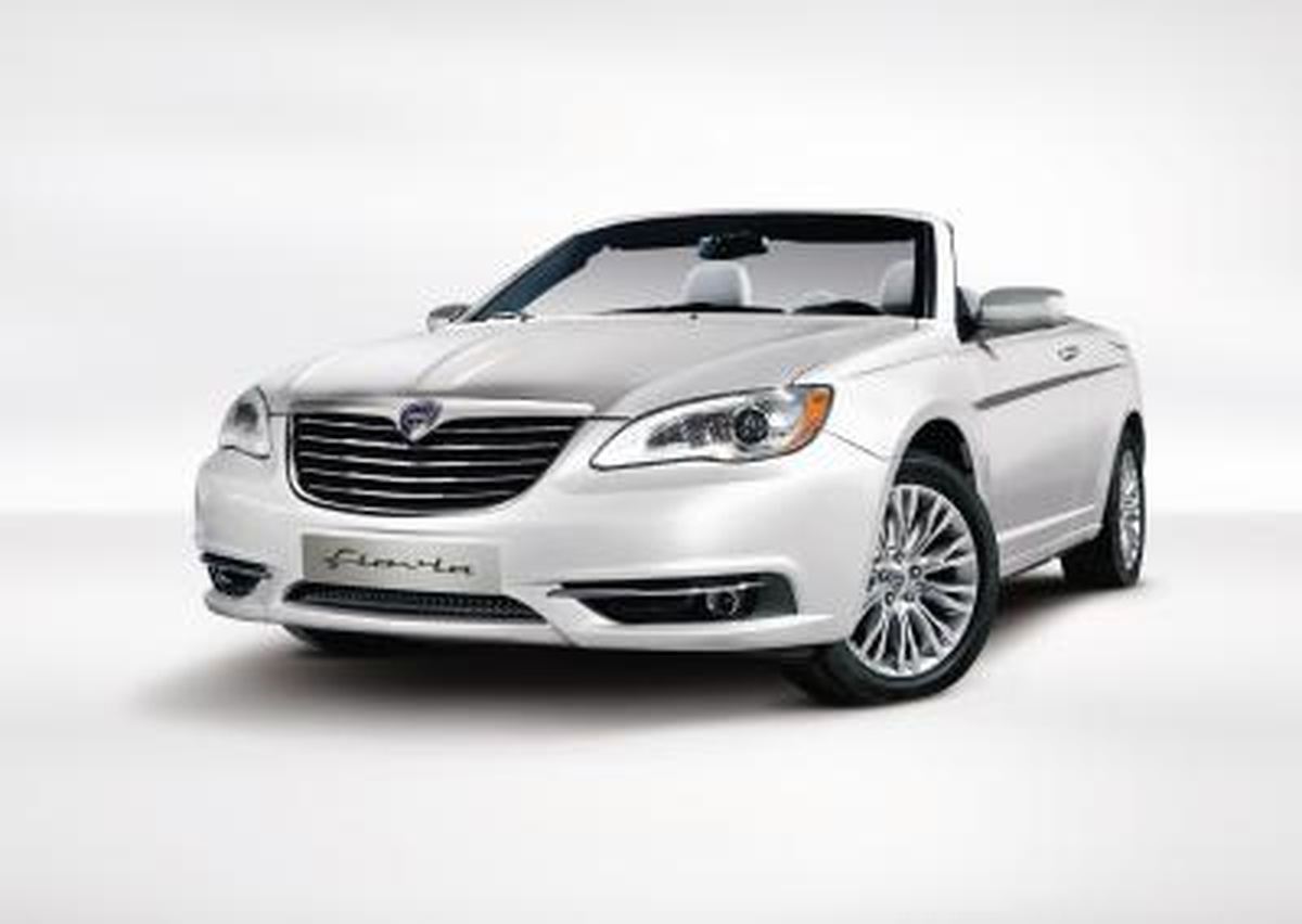 Cenevre Otomobil Fuarı 2011: İşte, Lancia Flavia Cabrio!