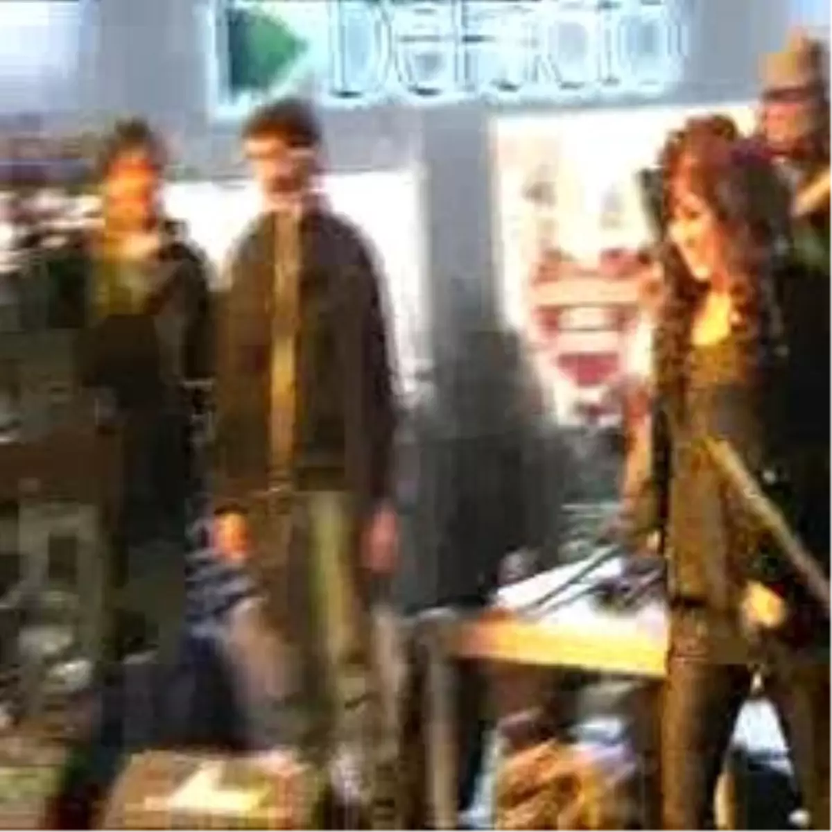 Zerrin Özer\'in Şok Anı