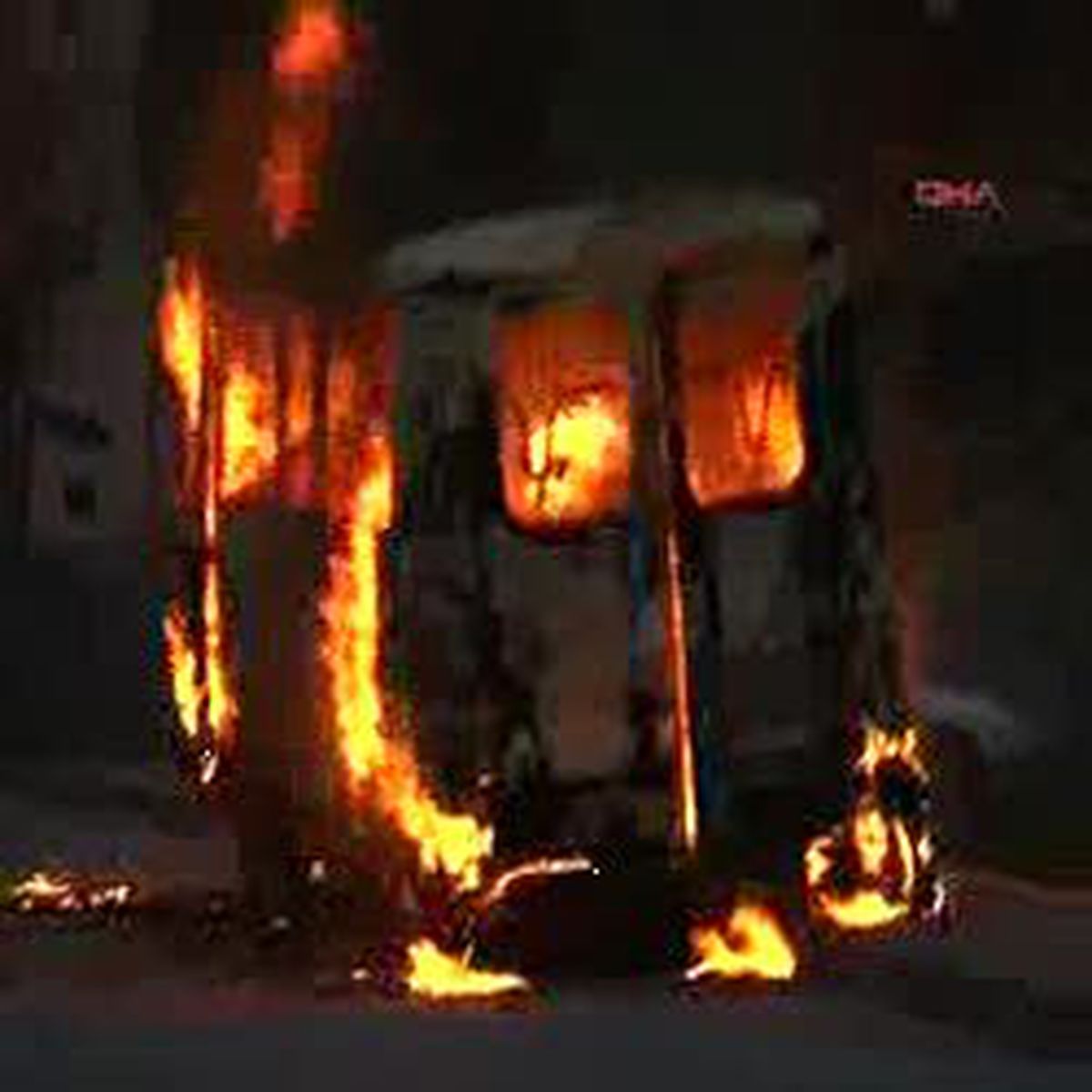 Minibüs Kül Oldu