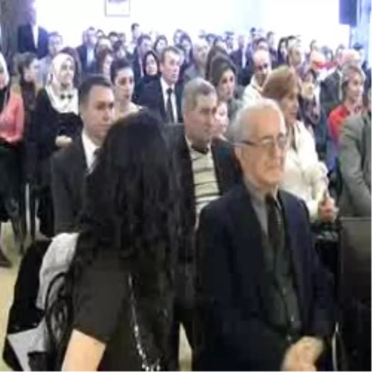 Demir: "Özel Yetkili Hakim Ve Savcı Görürseniz, Kaçın"