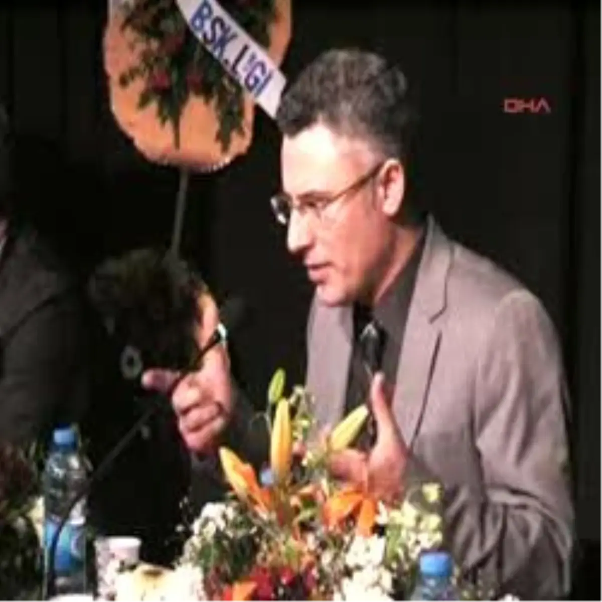 Kars-Osman Can\'a, \'Ucube\'li Protesto