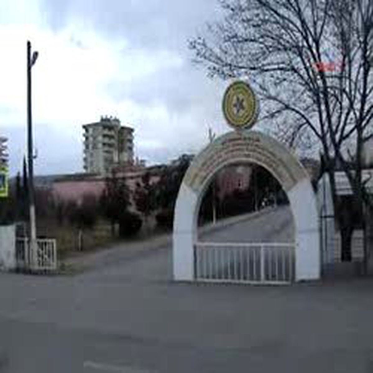Yetiştirme Yurduna Dikenli Telli Önlem