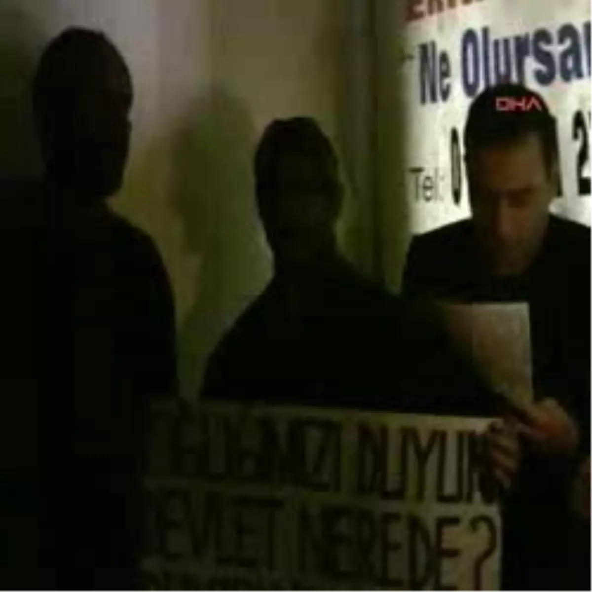 Konya - Sığınma Evinde Kalan Erkekler, 10 Gündür Mum Işığında Yaşıyor