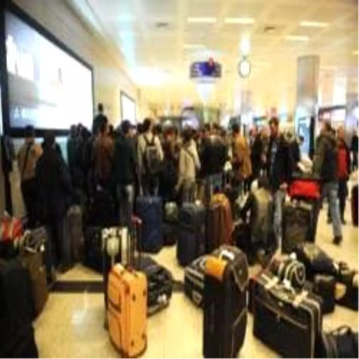 Libya\'dan Tahliye Edilenlerin Sayısı 7 Bin 62\'ye Yükseldi