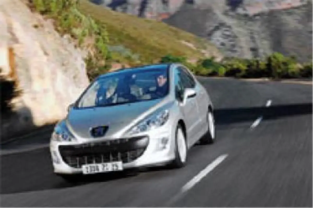 2011 Cenevre Fuarı\'nda Peugeot