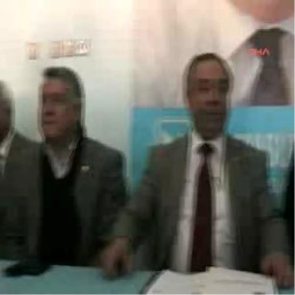 Mersin - Dsp\'li Erçelebi: Ankara\'da Hacivat-Karagöz Atışması Var