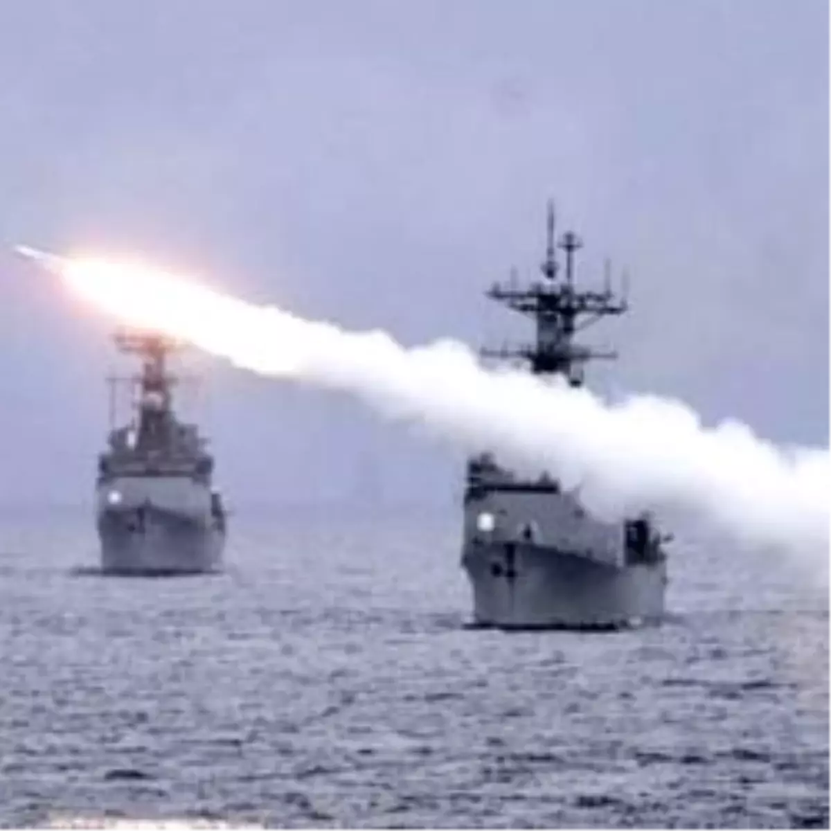 ABD Savaş Gemileri Sabah Akdeniz\'e Çıkacak