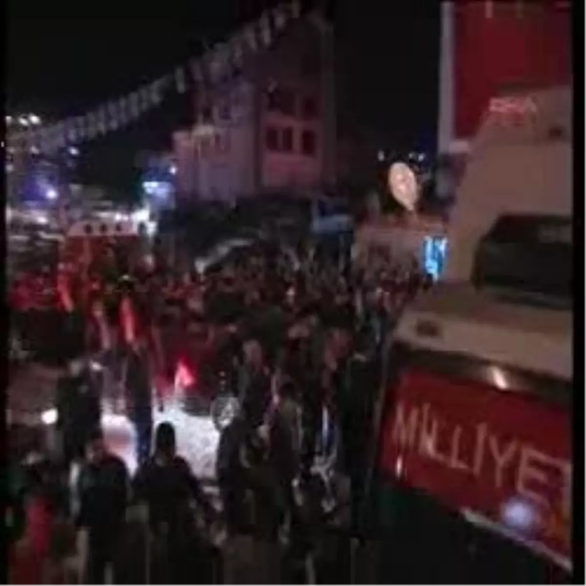 Adana 1 Mhp Lideri Bahçeli Sarıçam İlçesinde Halka Hitap Etti