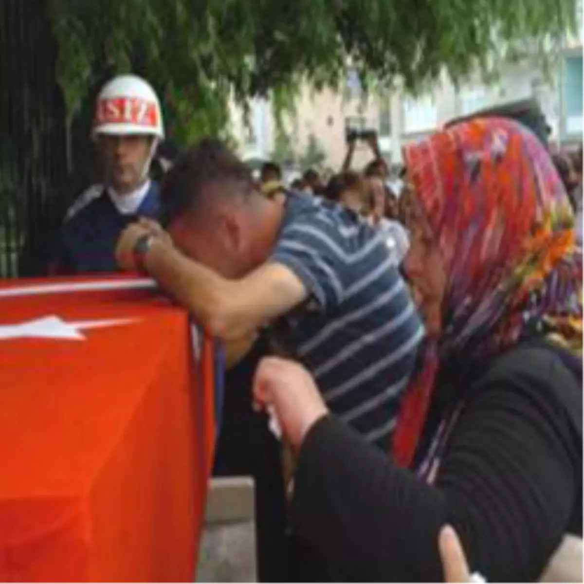 Şehit Yunus Gözyaşlarıyla Uğurlandı