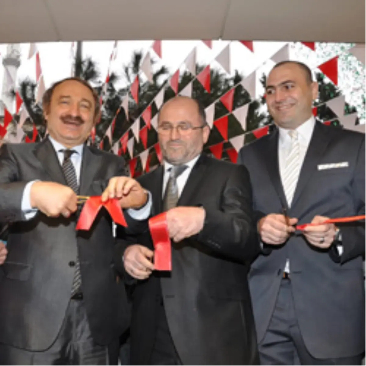 Gencallar, İstanbul’da Yedinci Mağazasını Açtı

