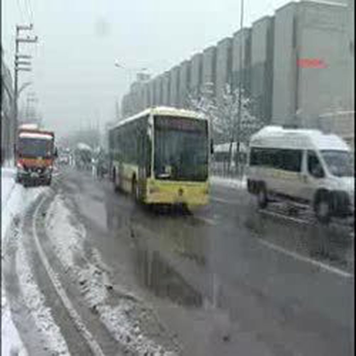 Bursa ve Bandırma da Kar