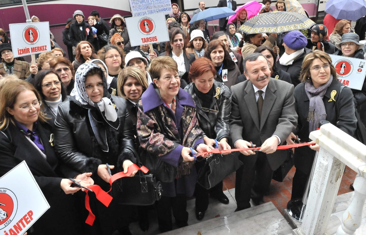 Kadın Yaşam Merkezi Hizmete Açıldı