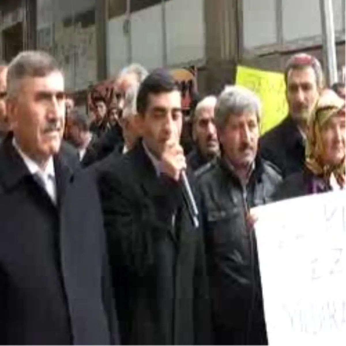 Yüksekova\'daki Gözaltılar Hakkari\'de Protesto Edildi