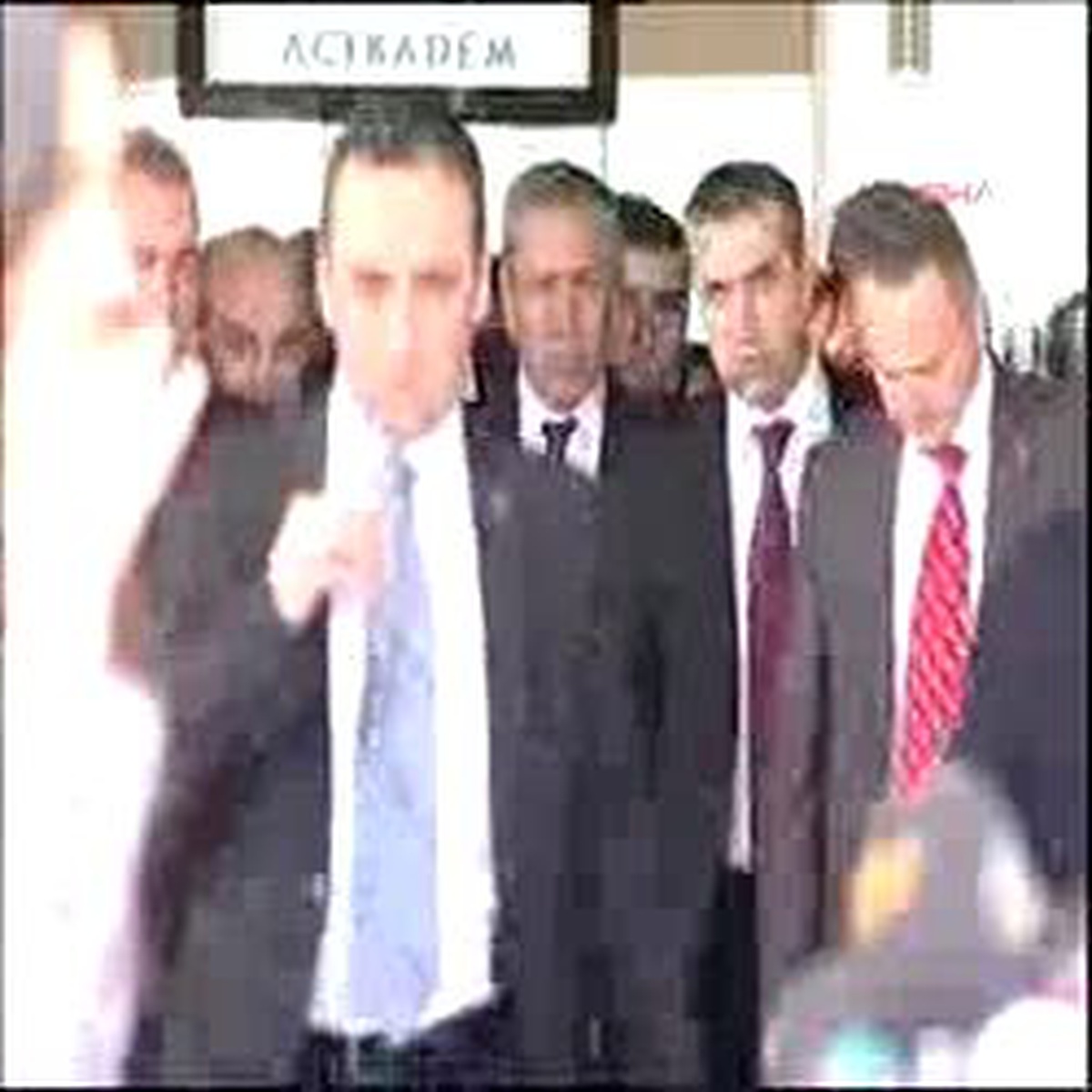 Arınç Tatlıses'i Ziyaret Etti