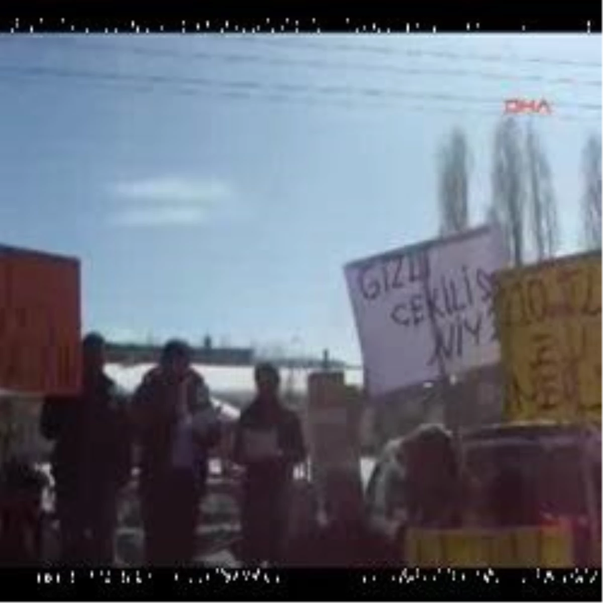Göle\'de Davul- Zurnalı Toki Protestosu