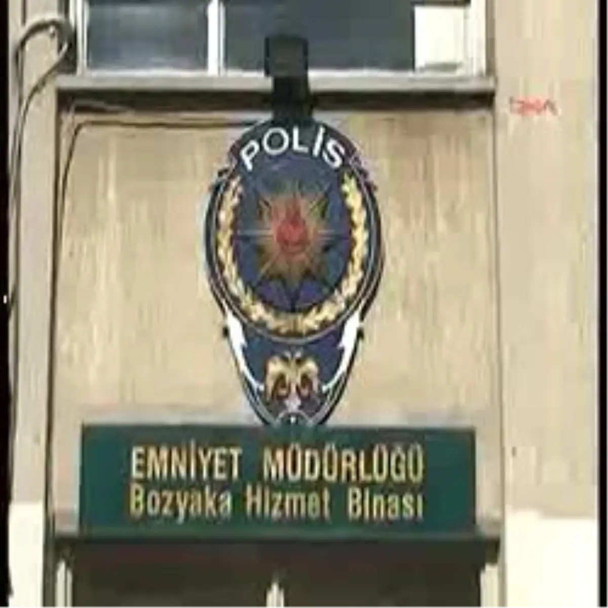 Korsan Göstericiler Adliye\'de