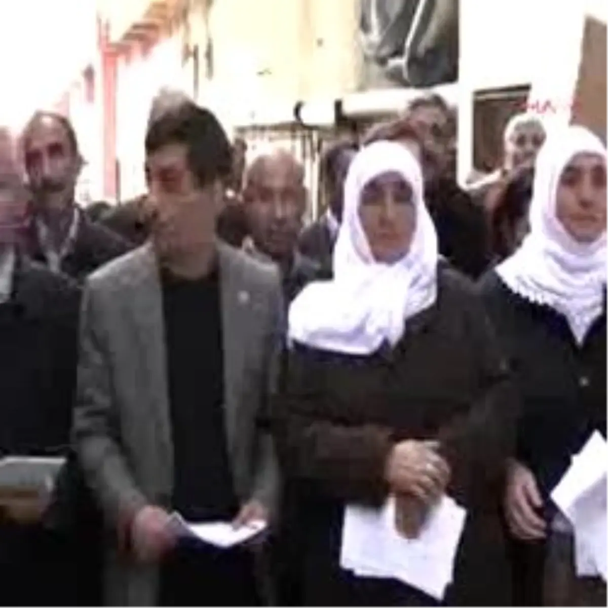 Hakkari - Bdp, Hakkarideki Nevruz İçin 15 Bin Davetiye Dağıttı