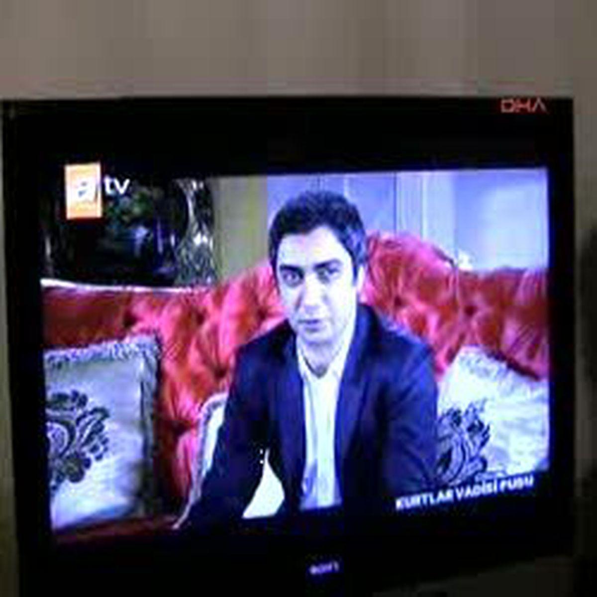 Diziyi Hayranlarıyla İzledi