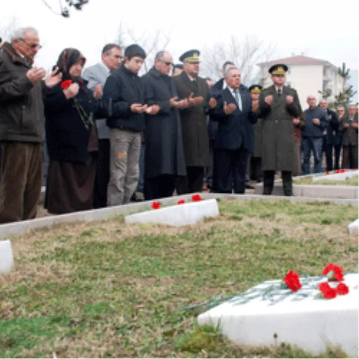 18 Mart Şehitler Günü’nün İlk Programı Şehitlikte Yapıldı