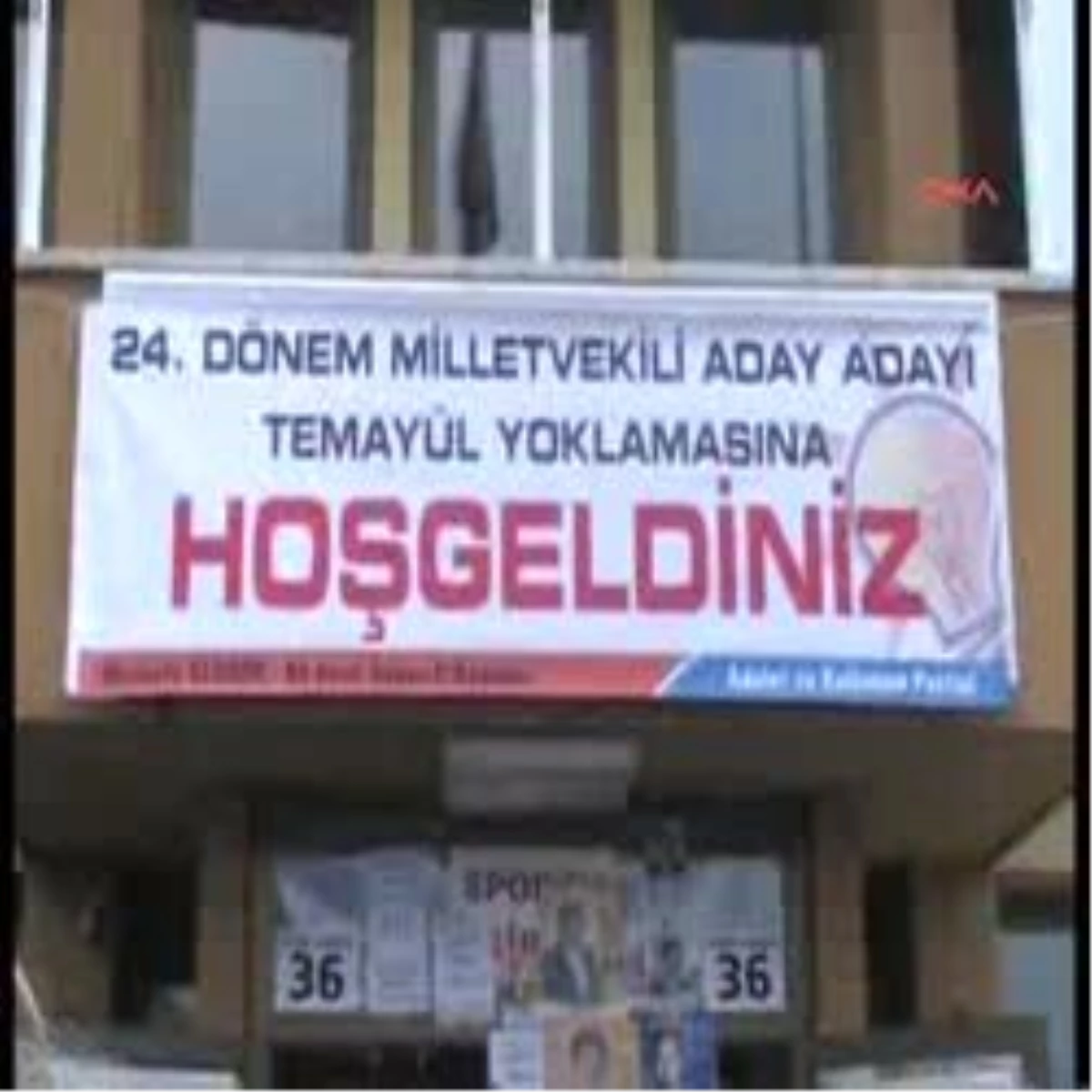 Adana\'da Ak Parti Delegeleri Temayül Yoklaması İçin Oy Kullandı