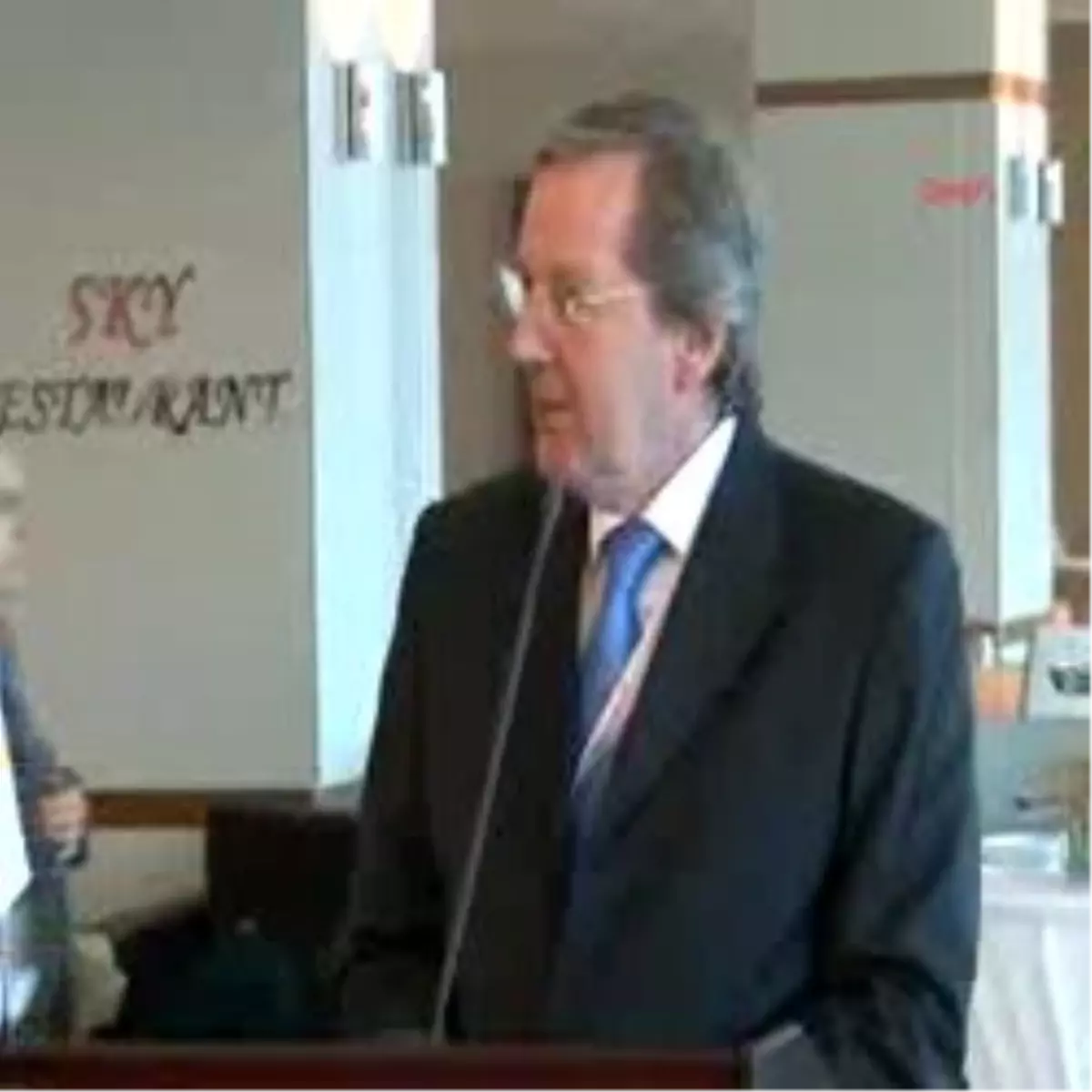 Dünyanın En Büyük Yolcu Uçağı Airbus A-380 İstanbul?Da