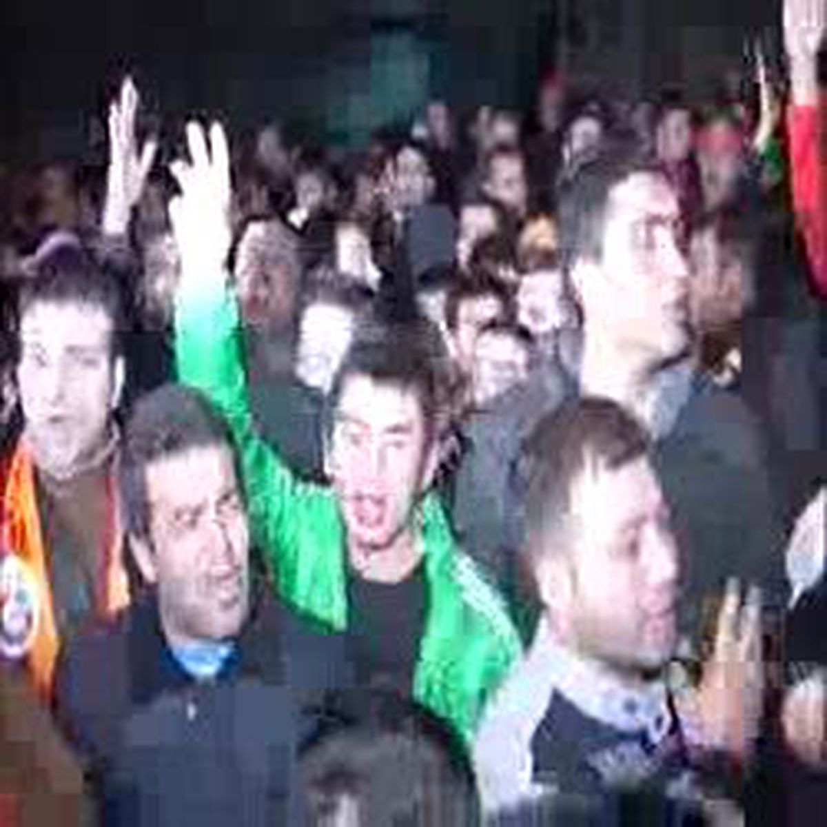 Florya'da 'Yönetim İstifa' Sesleri