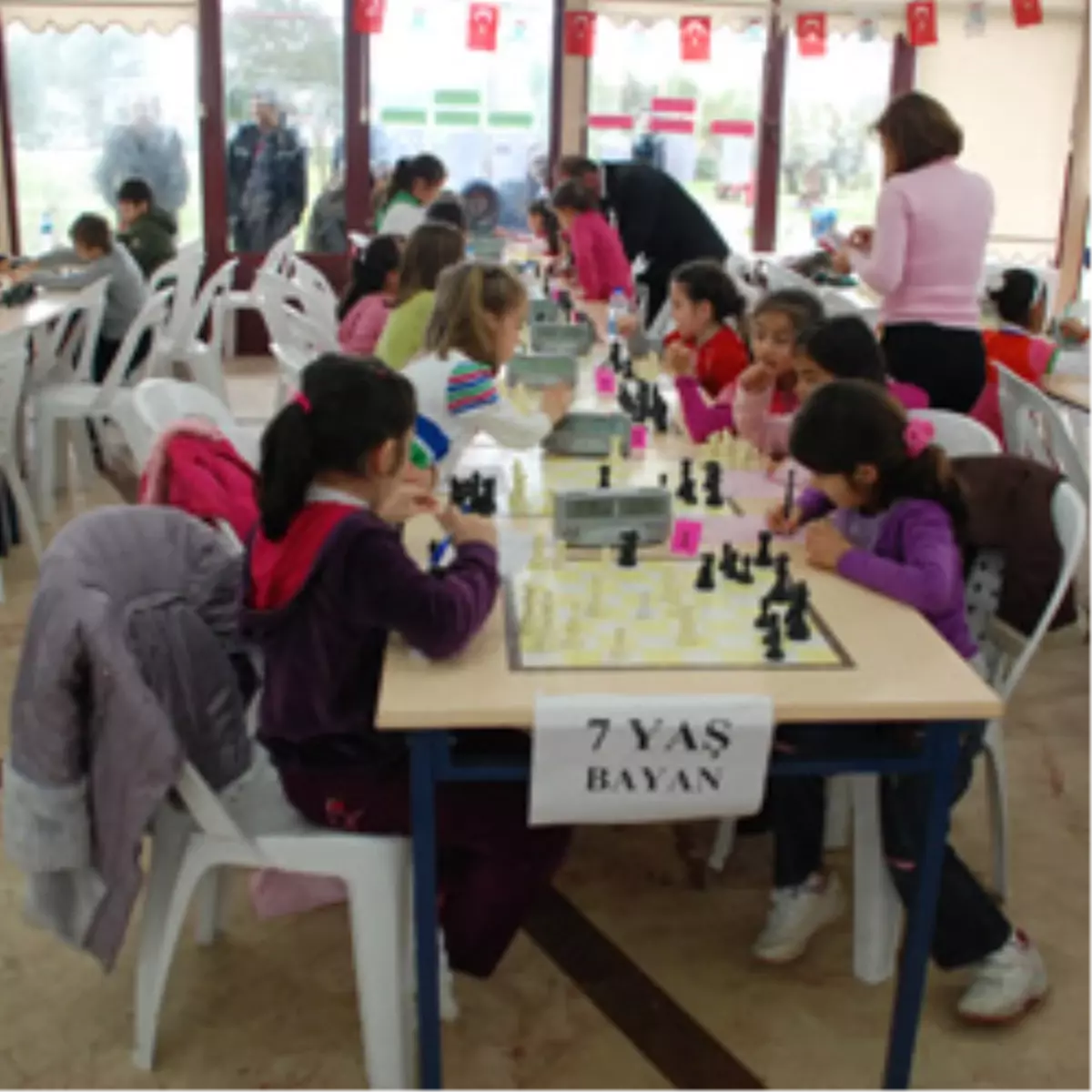 8 Yaş Altı Satranç Şenliğinde Büyük Heyecan