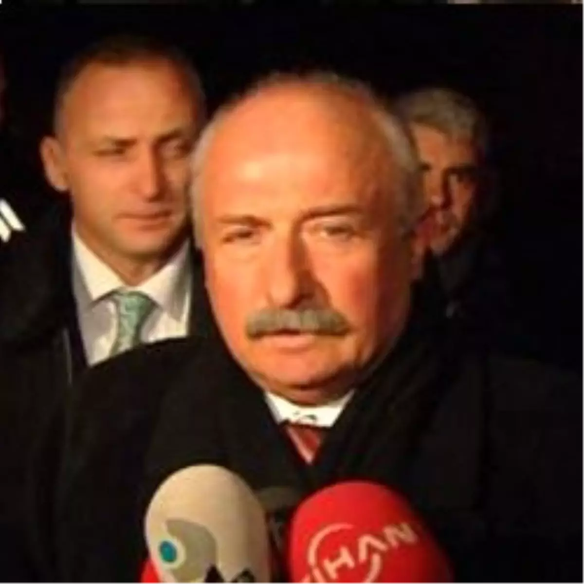 Ankara Valisi Alaaddin Yüksel, Gençlerbirliği Kulübü\'nü Ziyaret Etti