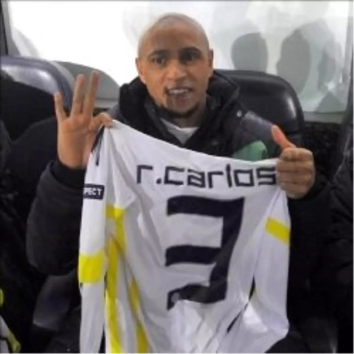 Ünlü Futbolcu Roberto Carlos92a Rusya92dawindows-1254?Q? Irkçı Saldırı