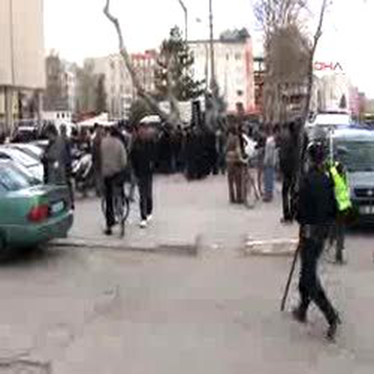 Adliye\'de Tekme Tokat Kavga