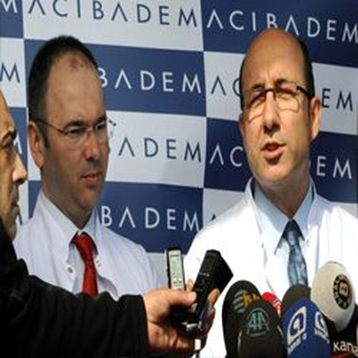Tatlıses Silahla Yaralandığını Biliyor