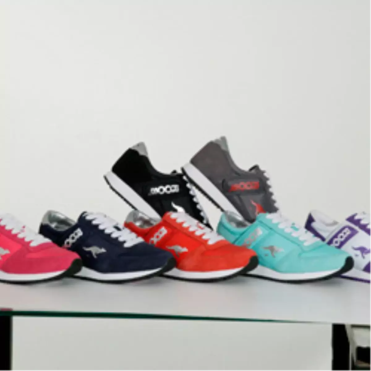 Dünyanın İlk Cepli Ayakkabısı Kangaroos