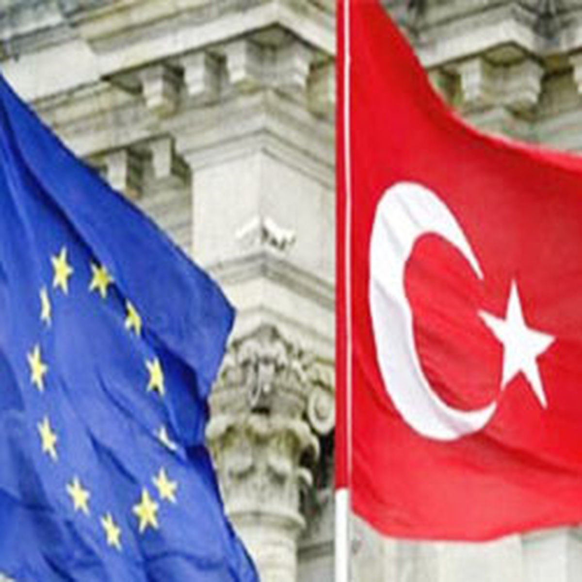 Dünya Türkiye'nin Zaferini Konuşuyor