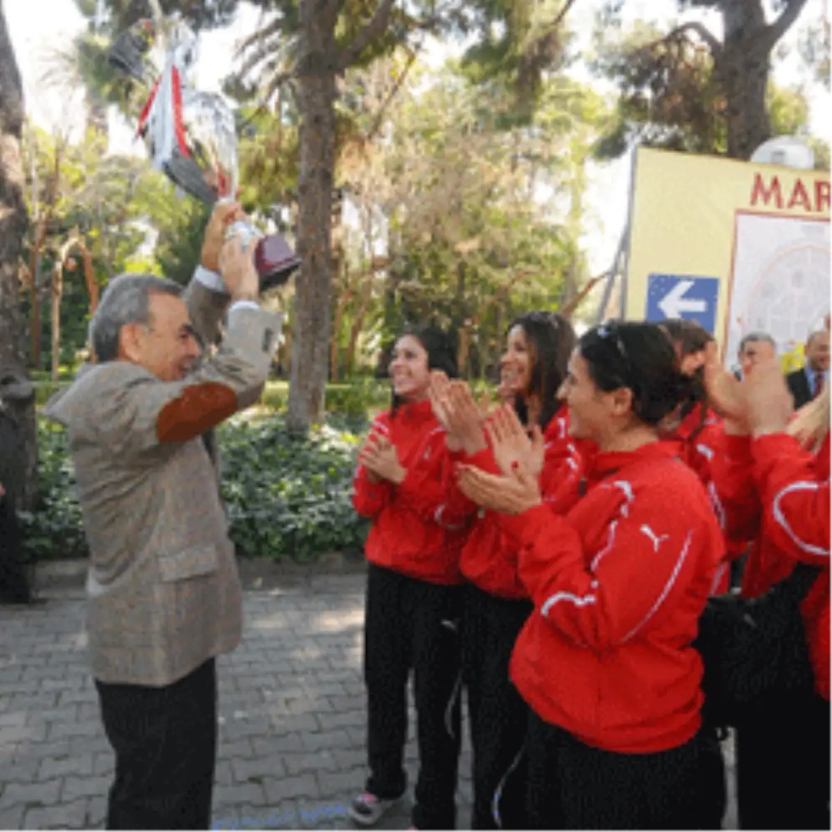 Şampiyonluk Kupası Başkan Kocaoğlu’na