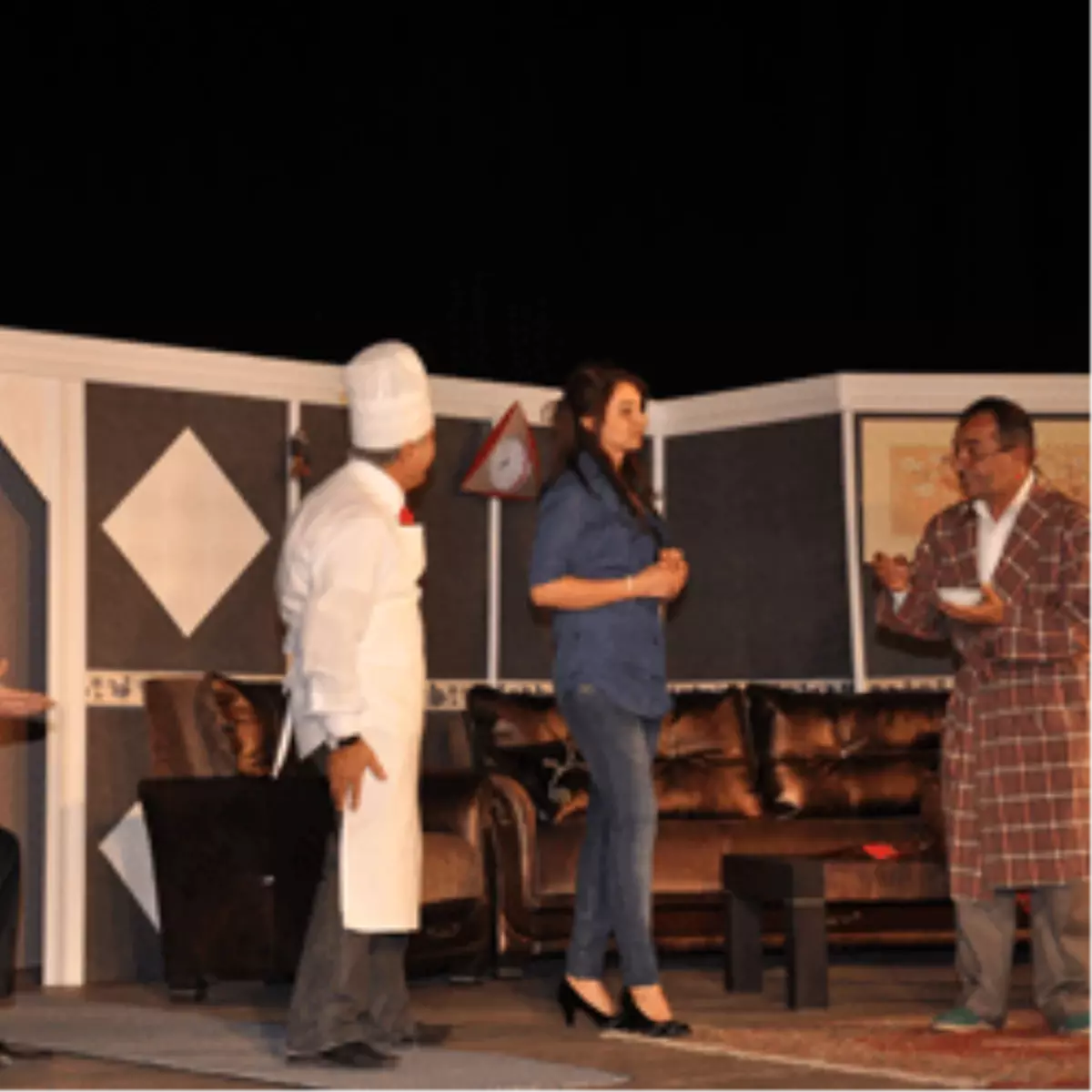 "Etkin İletişim ve Stres Yönetimi" 
